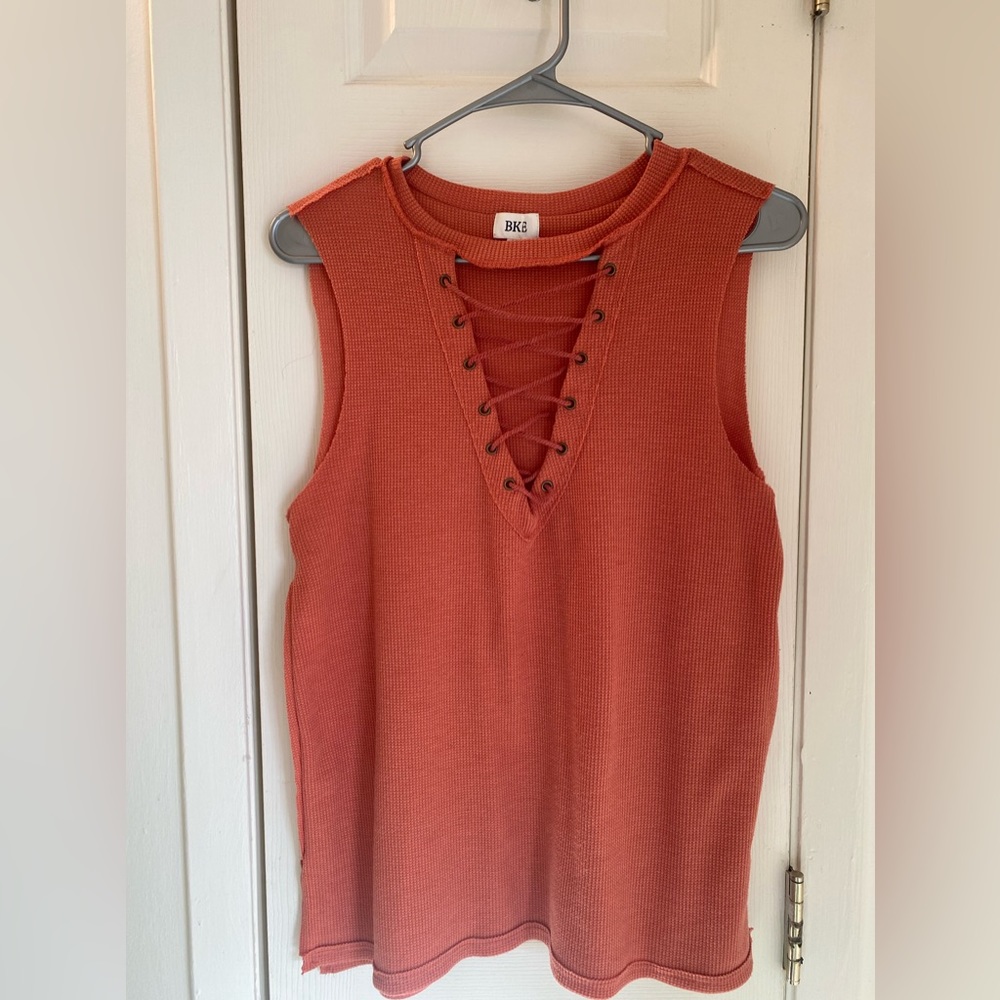 BUCKLE BKE Lace-Up Tank Top